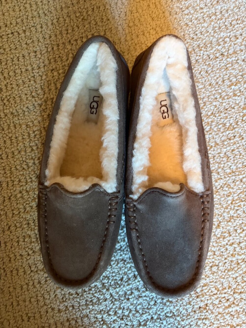 New UGG Scalloped Moccasins/Slippers/Driving Mocs Fabulous!